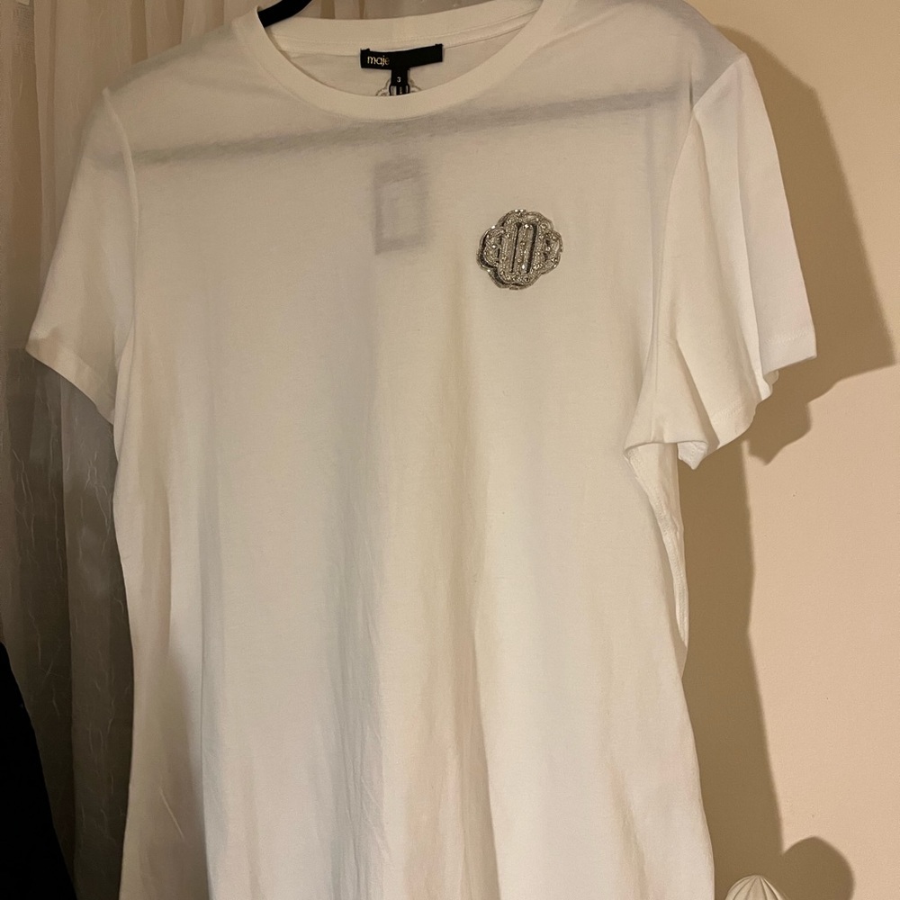 MAJE ladies white tshirt. Brand new! Never worn, still has tags.
